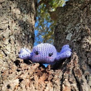 [ONE] Purple Handmade Crochet Blushing Spider